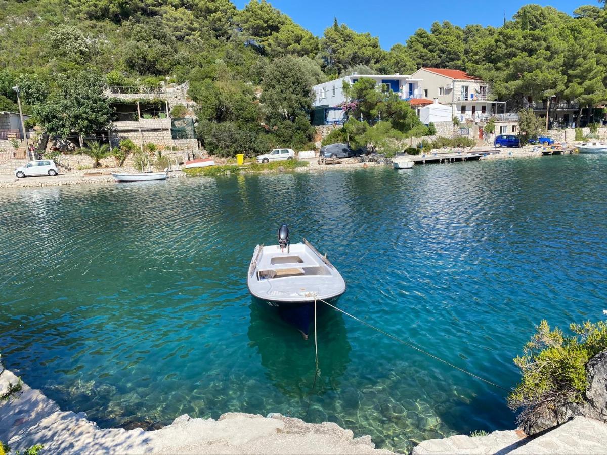 Apartament Jully With Swimming Pool